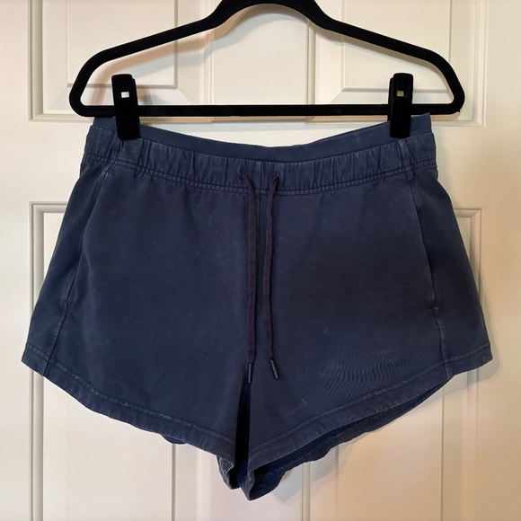 Navy Lululemon Inner Glow HR Short 3" *Terry - Size 8 - Picture 1 of 4